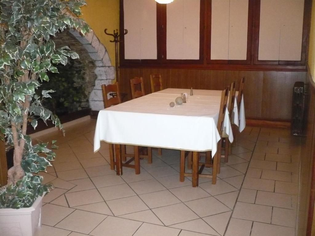 Hotel Bon Accueil Oyonnax Εξωτερικό φωτογραφία
